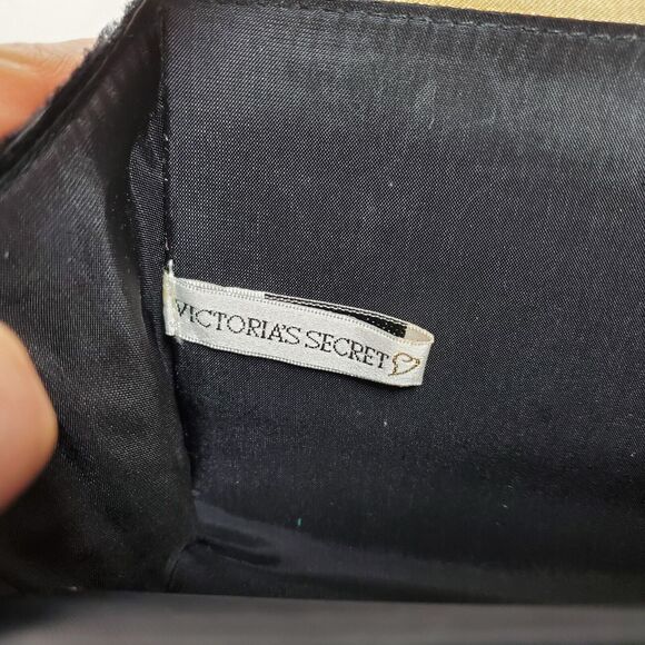 Victorias Secret Vintage 10 Inch Clutch Black Velour with Snap Closure - Picture 5 of 9